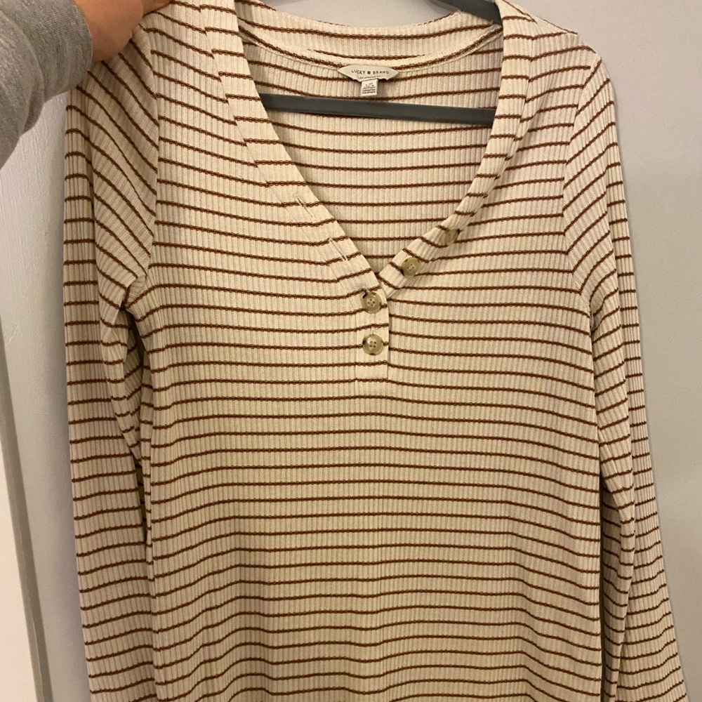 Incredibly soft lucky brand long sleeve- Large
